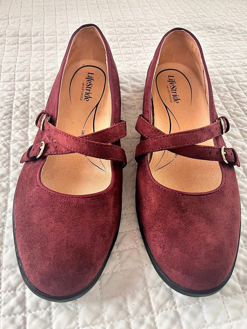 LifeStride Marnie Mary Jane Flat in burgundy size 9W